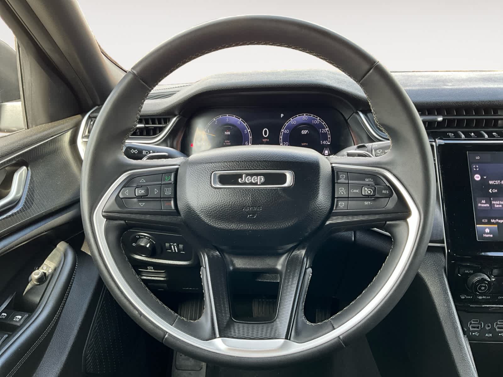 2024 Jeep Grand Cherokee Laredo X