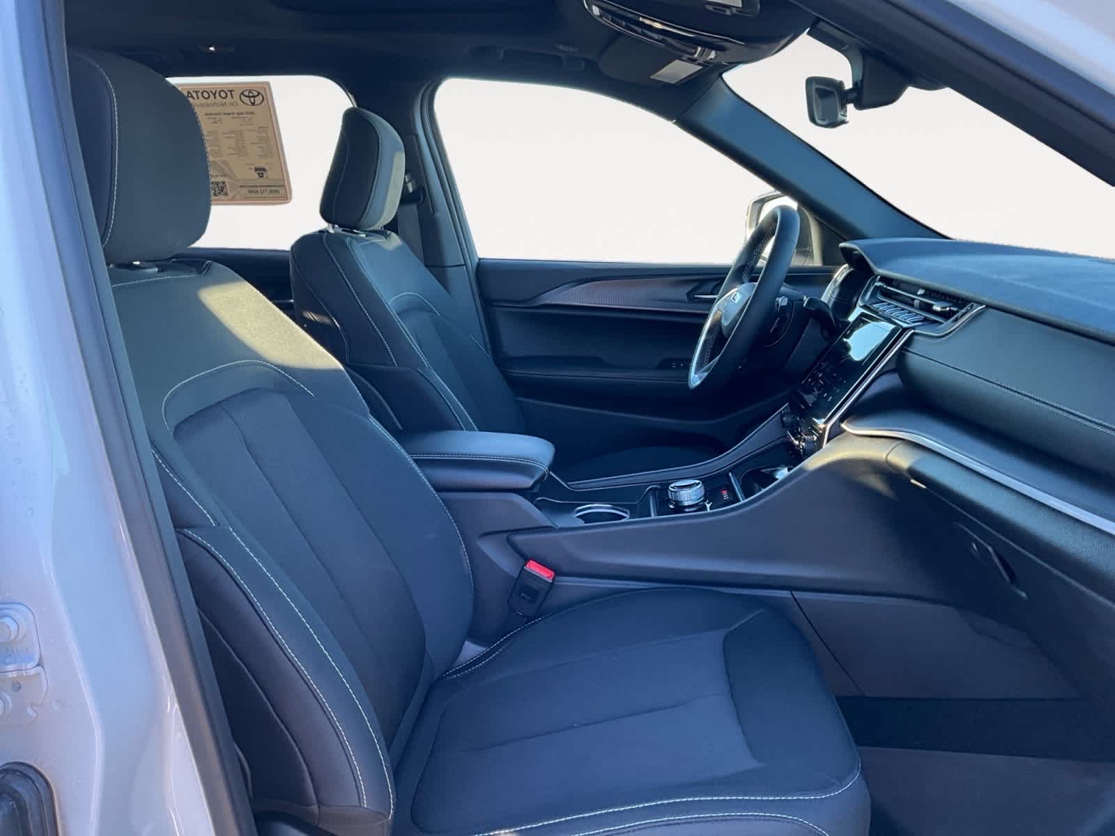 2025 Jeep Grand Cherokee Laredo X