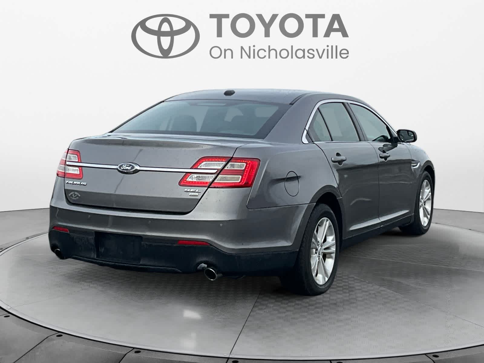 2014 Ford Taurus SEL