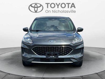 2020 Ford Escape SE