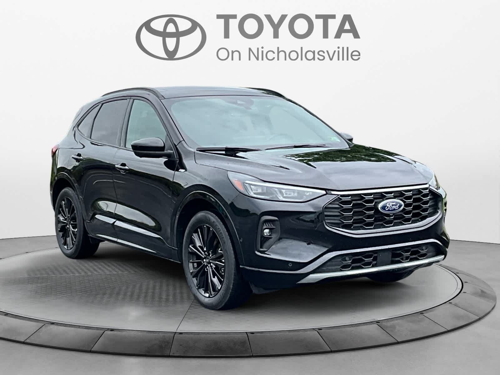 2024 Ford Escape ST-Line Elite