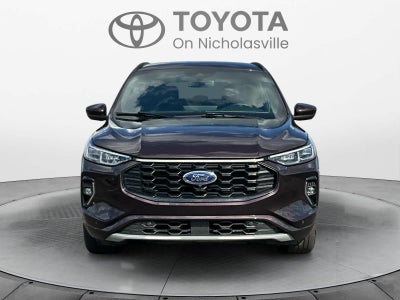 2023 Ford Escape ST-Line Elite