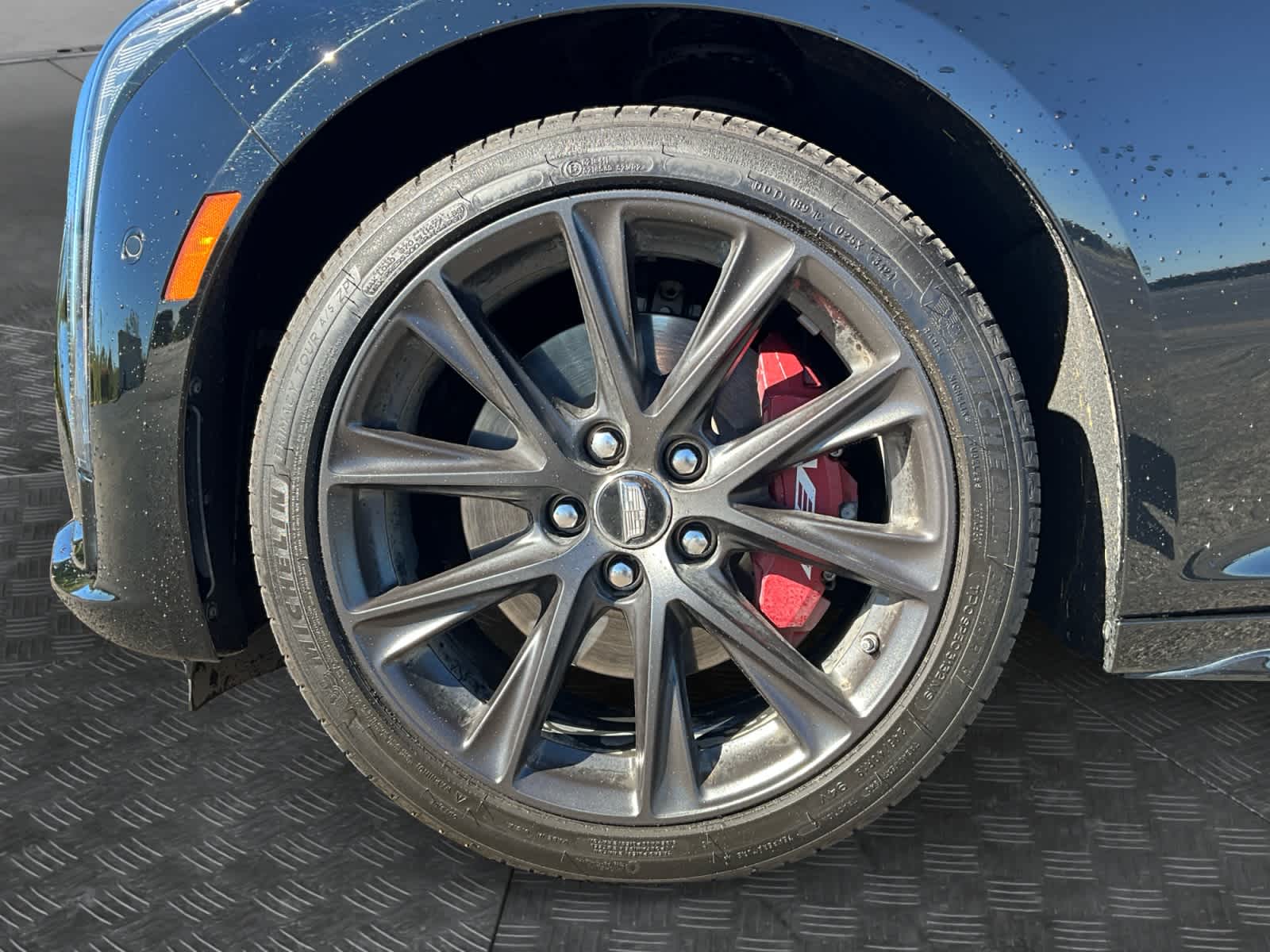 2025 Cadillac CT5-V 4dr Sdn