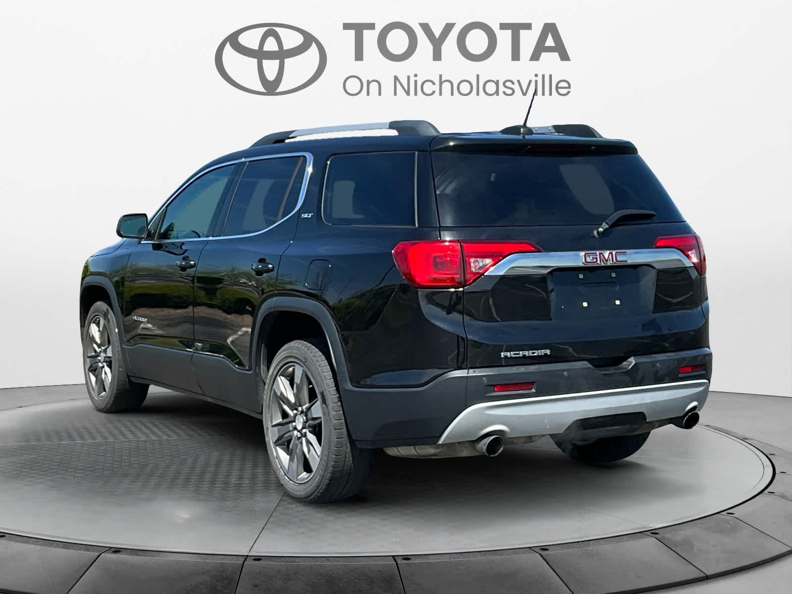 2019 GMC Acadia SLT