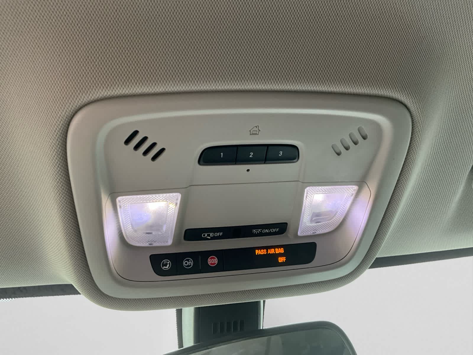 2019 Chevrolet Traverse LT Cloth