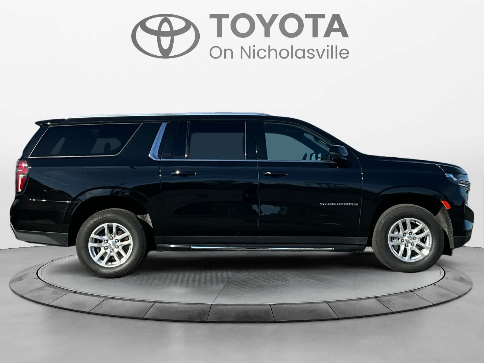 2021 Chevrolet Suburban LT