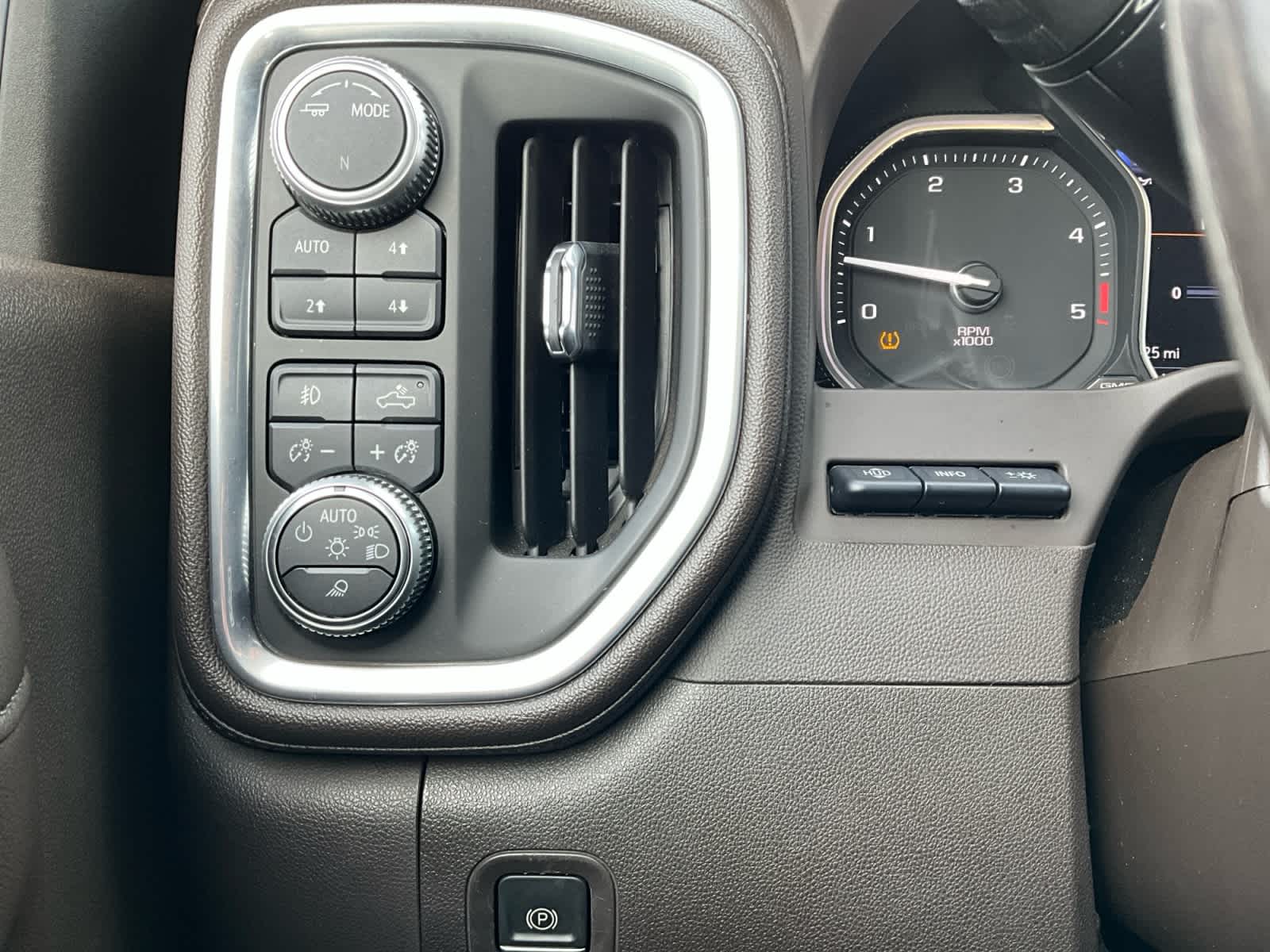 2020 GMC Sierra 2500HD Denali