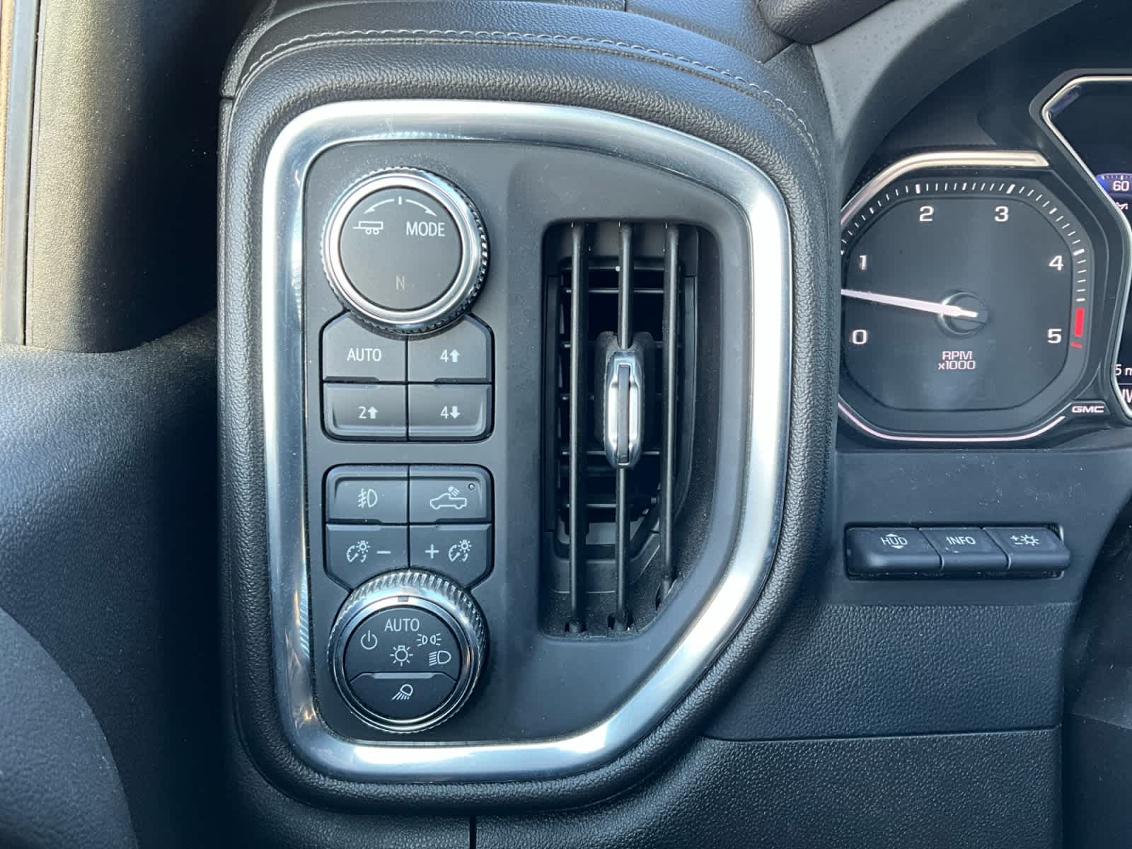 2022 GMC Sierra 3500HD Denali