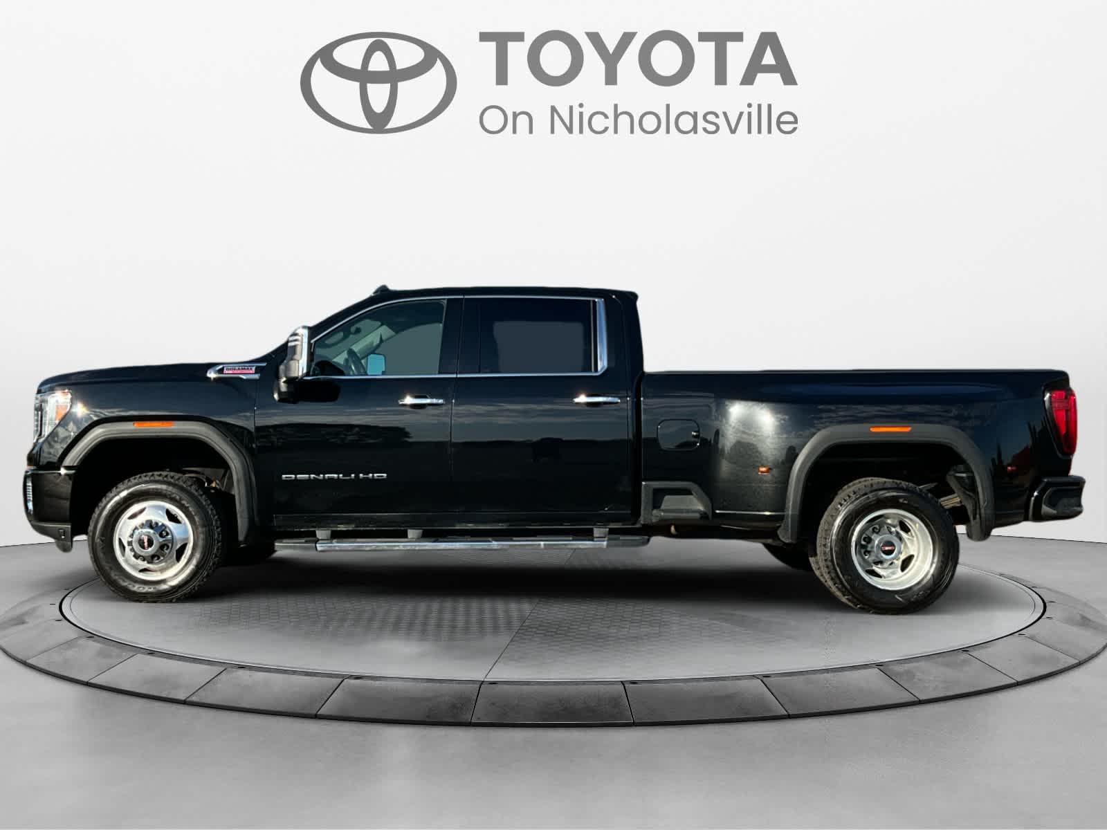 2022 GMC Sierra 3500HD Denali
