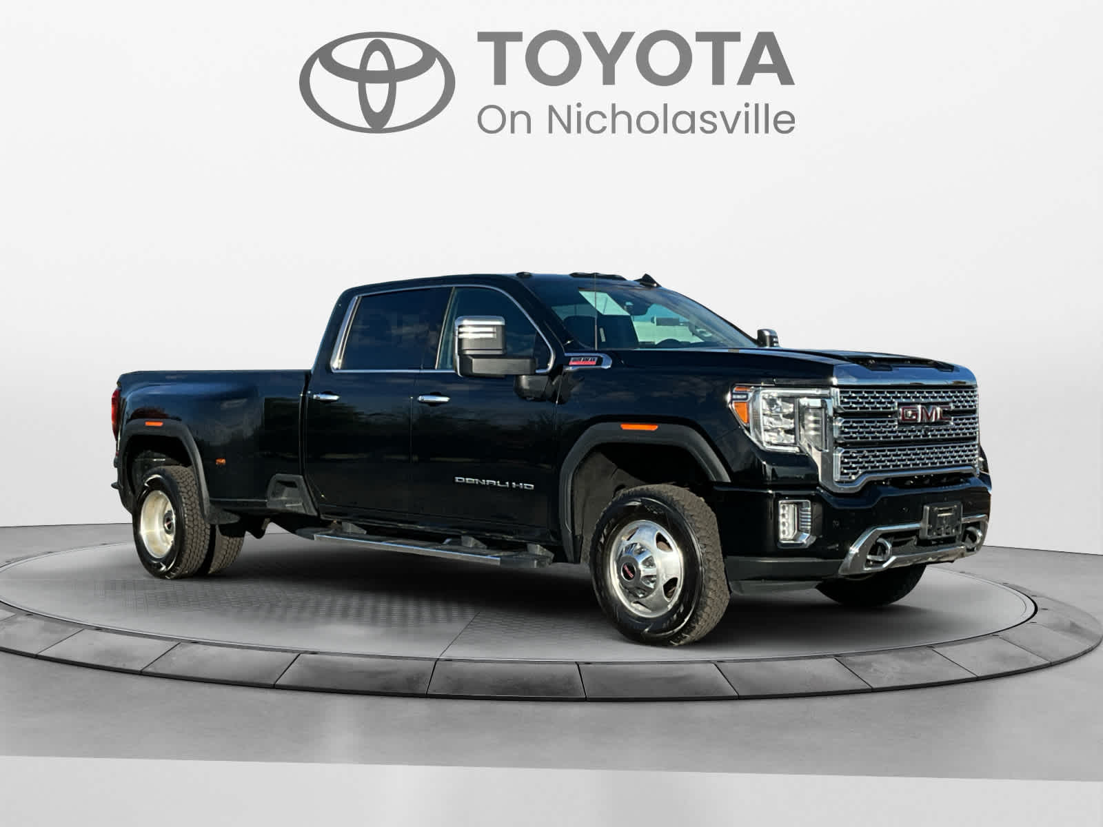 2022 GMC Sierra 3500HD Denali