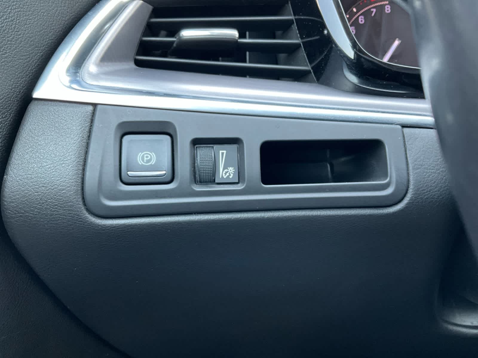 2017 Cadillac XT5 Luxury FWD