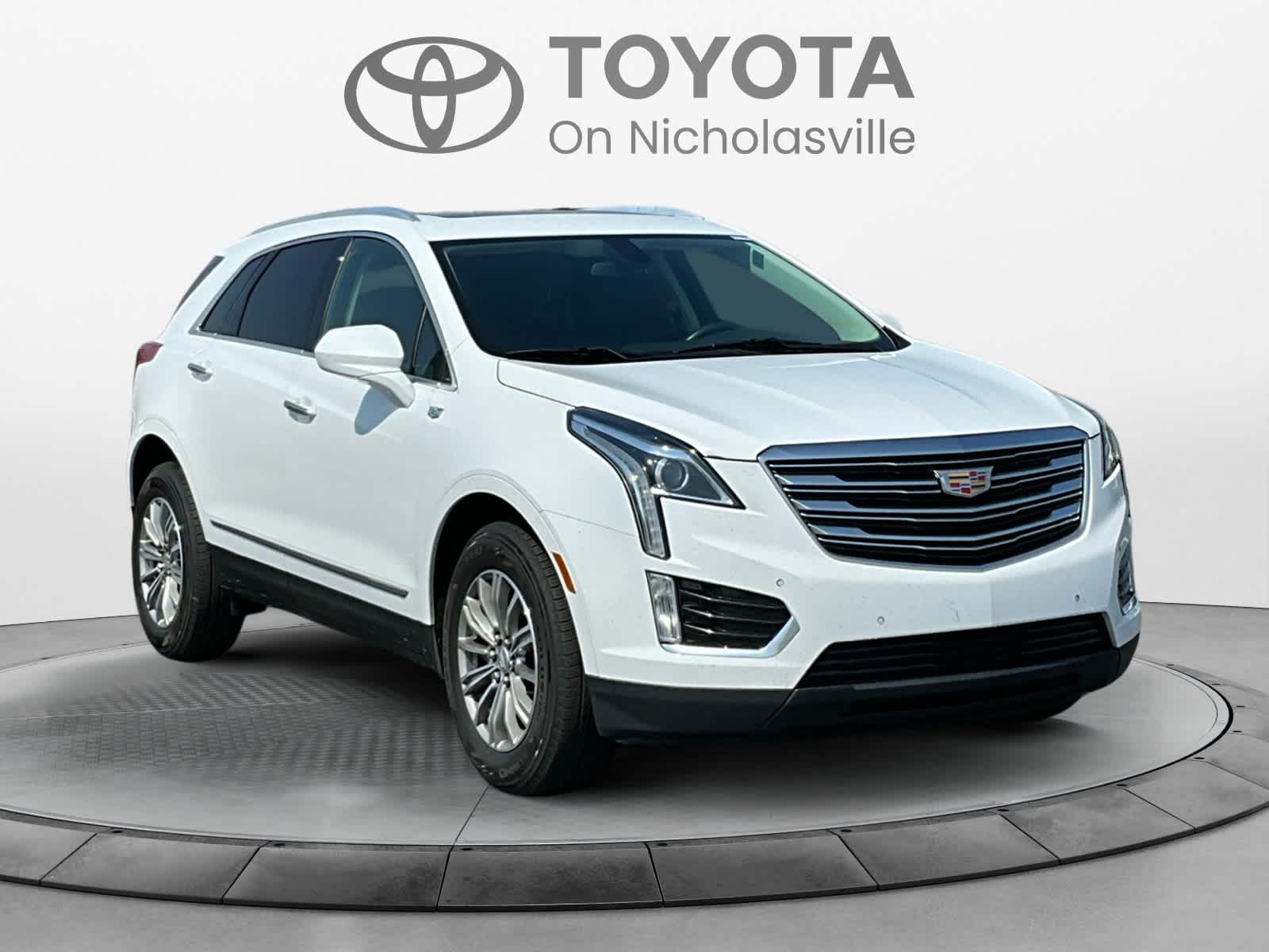 2017 Cadillac XT5 Luxury FWD