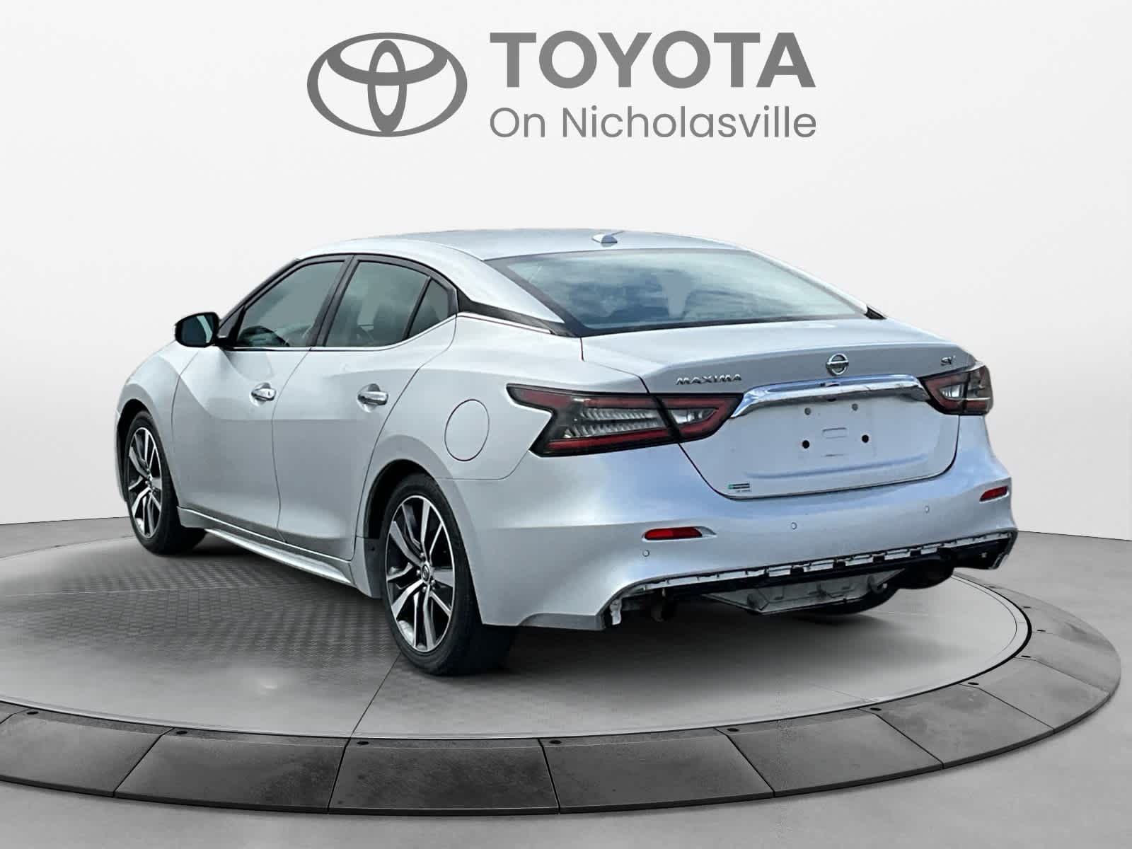 2020 Nissan Maxima SV