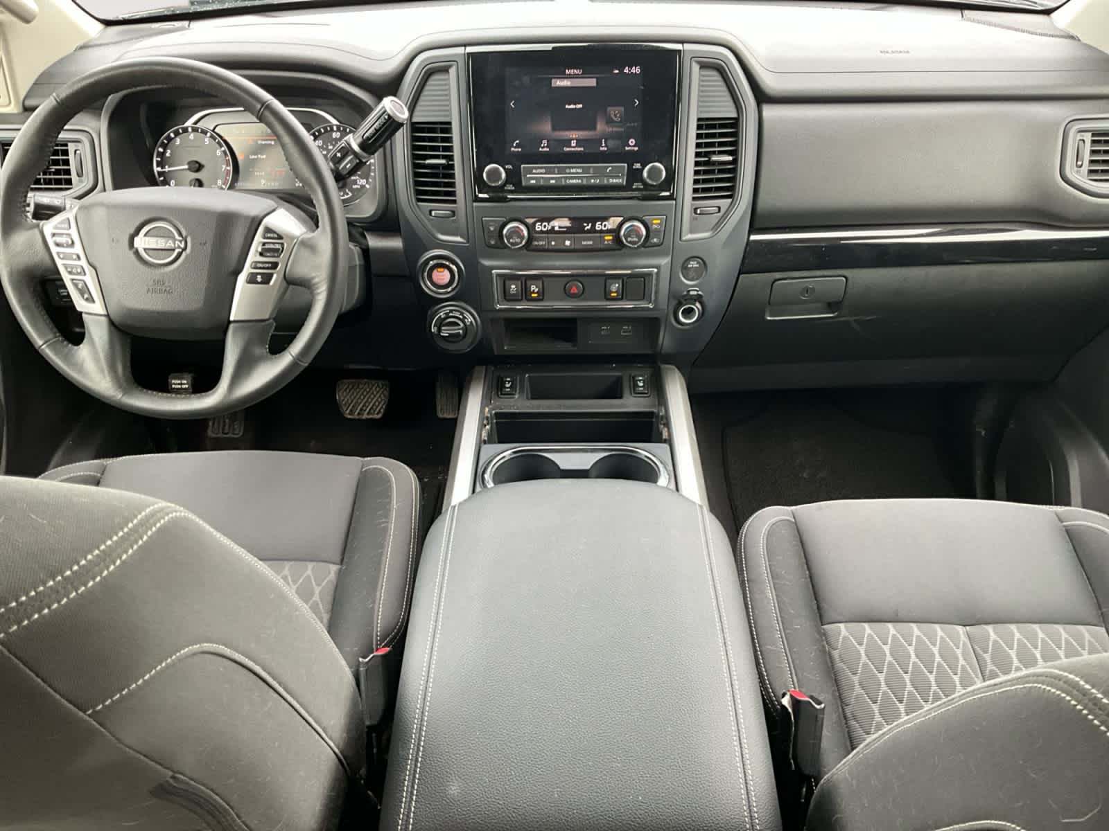 2023 Nissan Titan SV