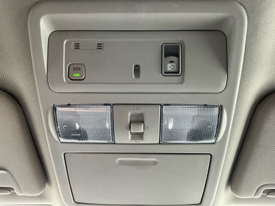 2023 Nissan Titan SV