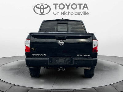 2023 Nissan Titan SV