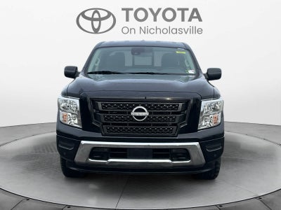 2023 Nissan Titan SV