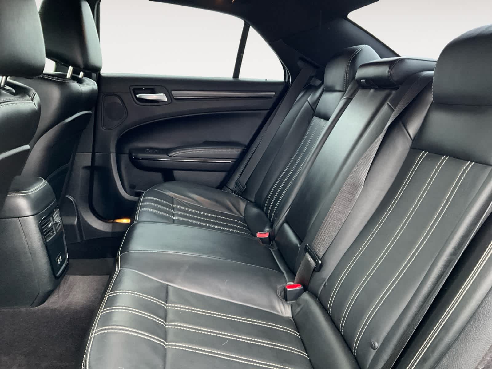 2016 Chrysler 300 300S