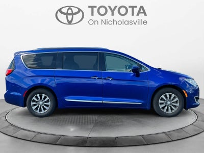 2019 Chrysler Pacifica Touring L Plus