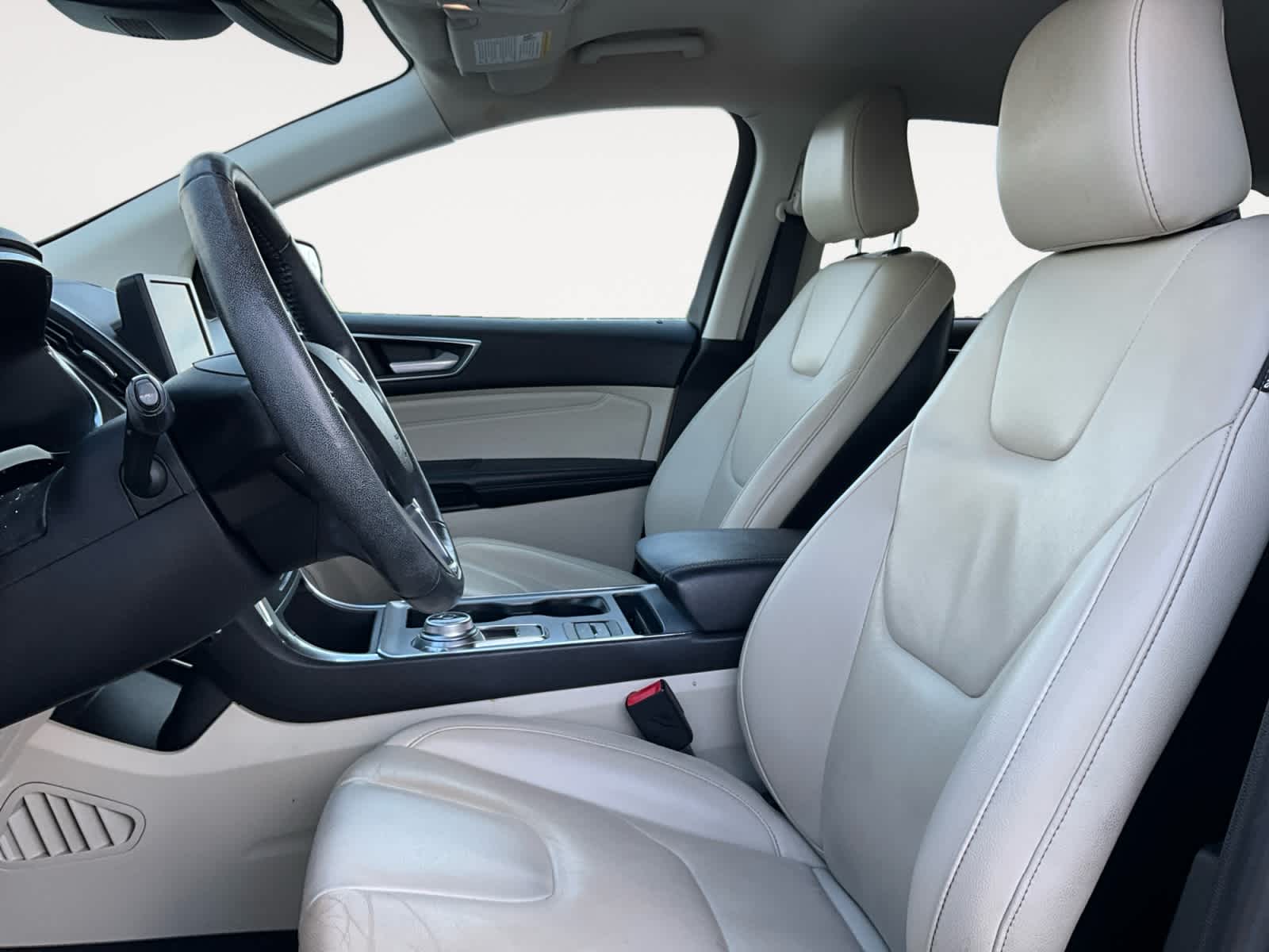 2021 Ford Edge Titanium