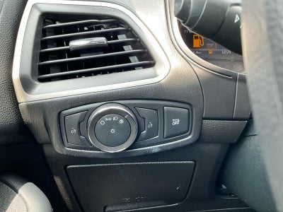 2022 Ford Edge SE