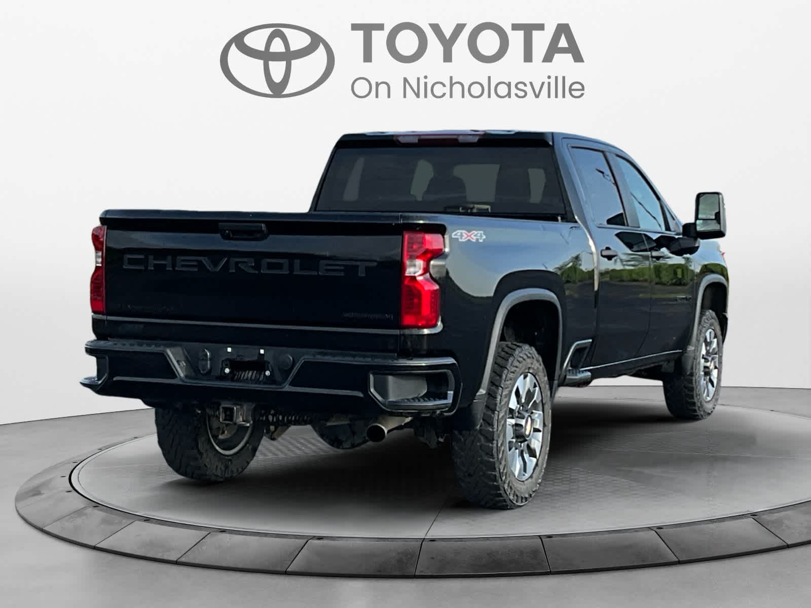 2022 Chevrolet Silverado 2500HD Custom