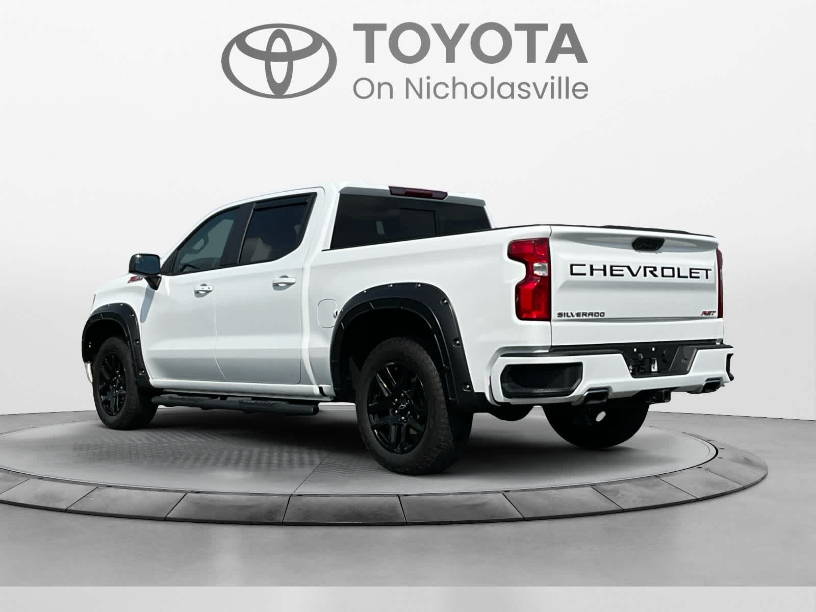 2025 Chevrolet Silverado 1500 RST