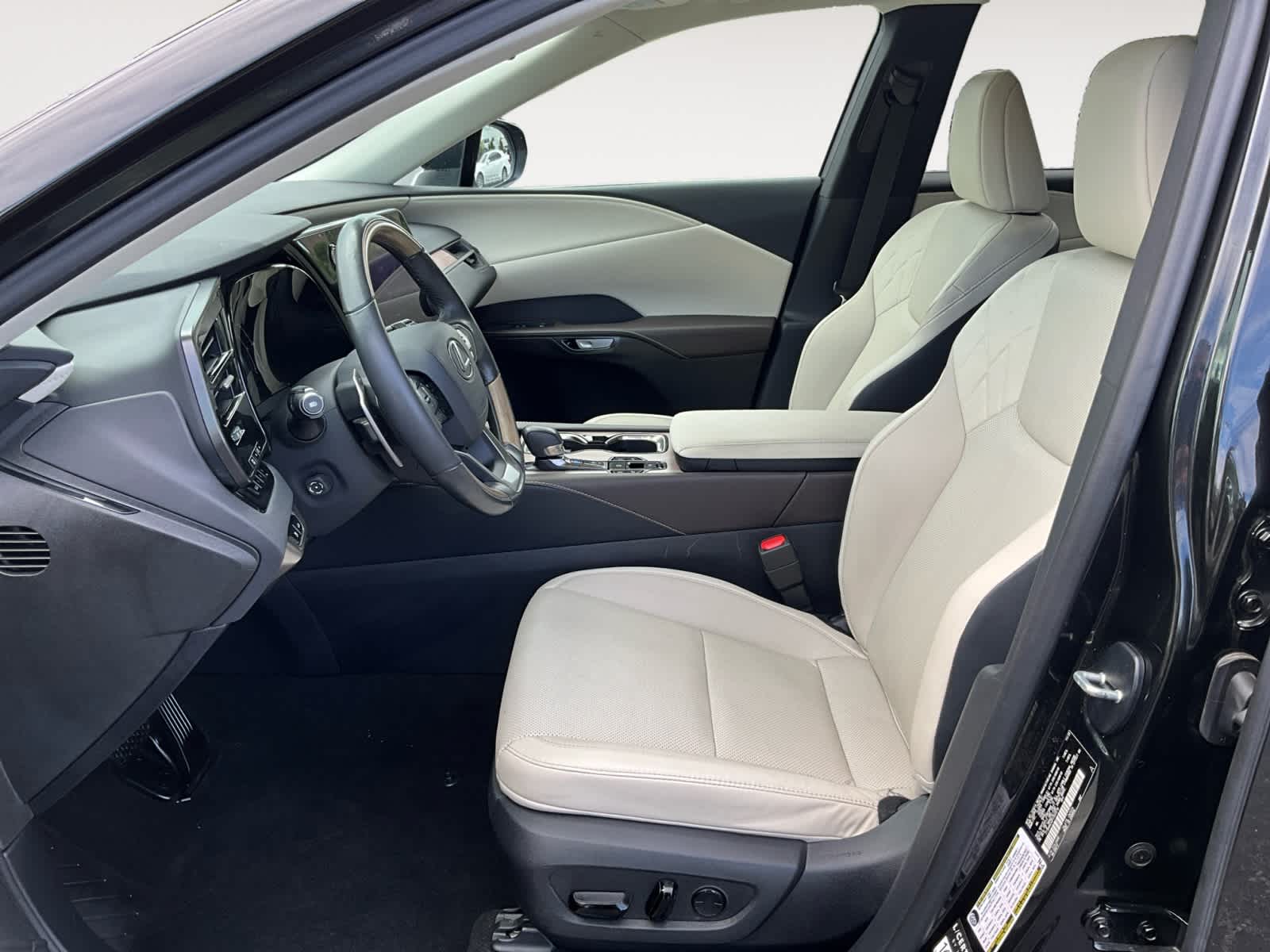 2023 Lexus RX Premium