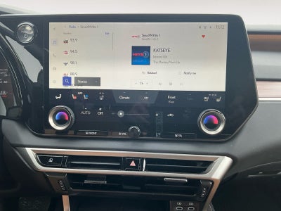 2025 Lexus RX Premium