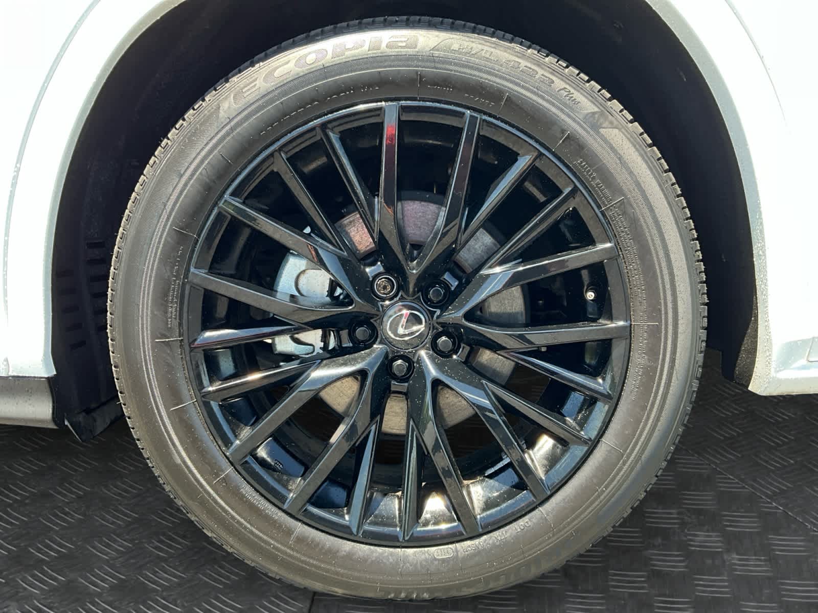 2022 Lexus RX 450h F SPORT Handling