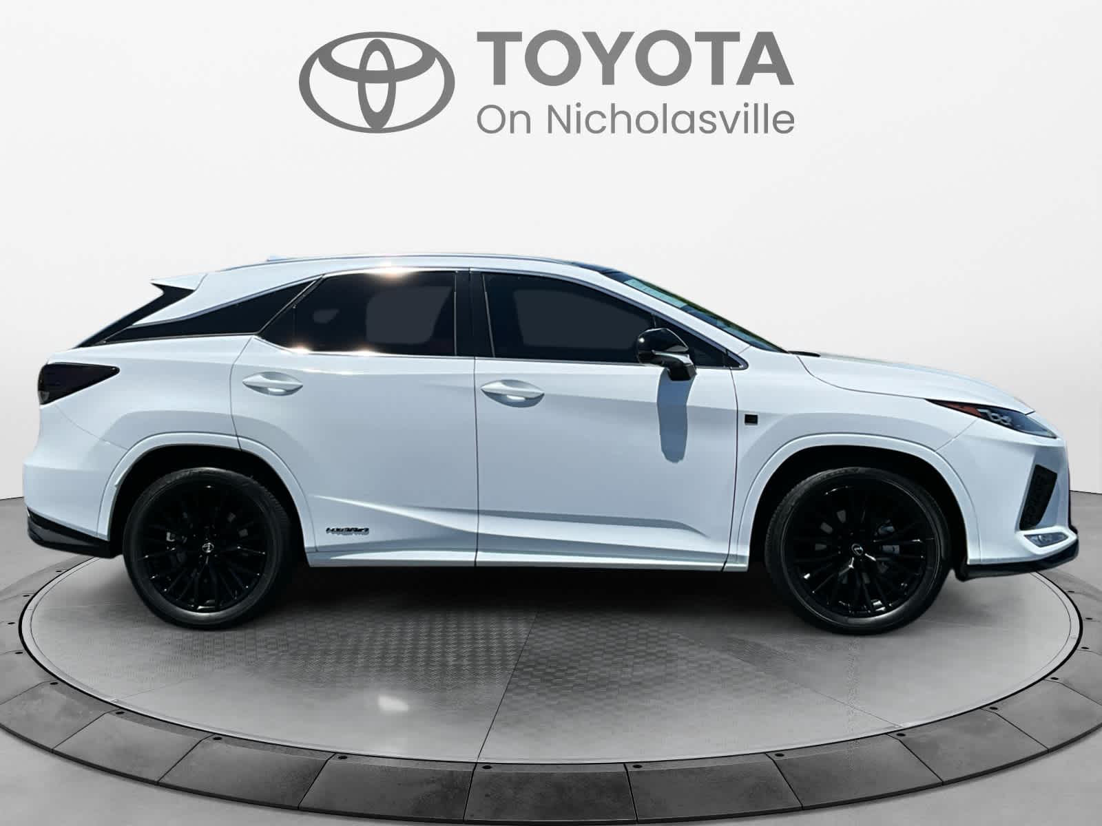 2022 Lexus RX 450h F SPORT Handling