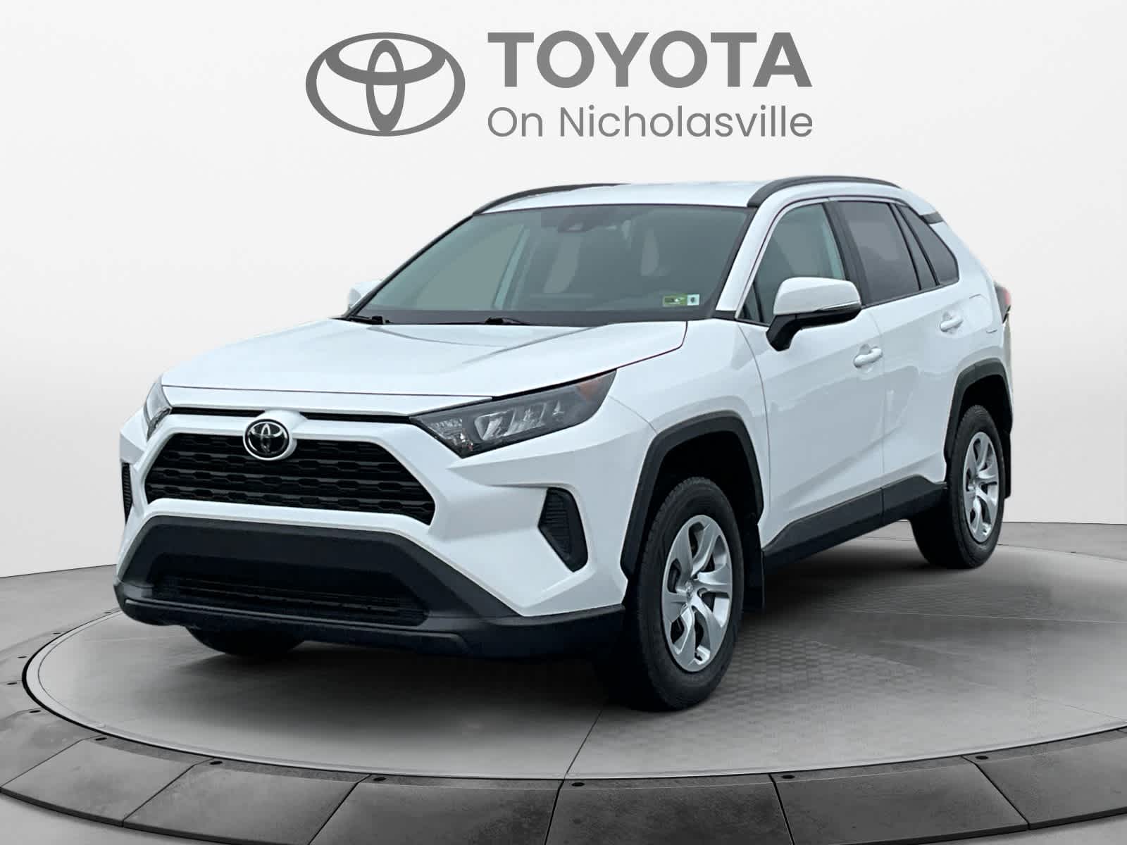2020 Toyota RAV4 LE