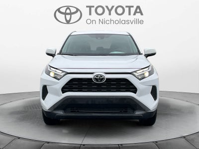 2025 Toyota RAV4 LE
