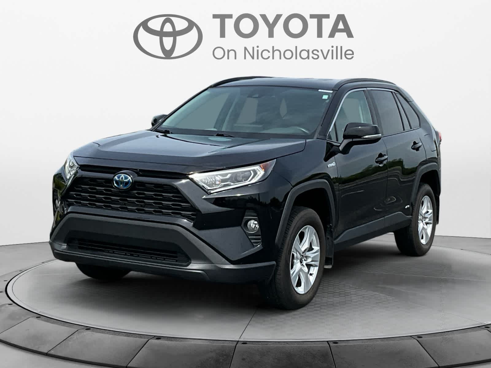 2021 Toyota RAV4 Hybrid XLE