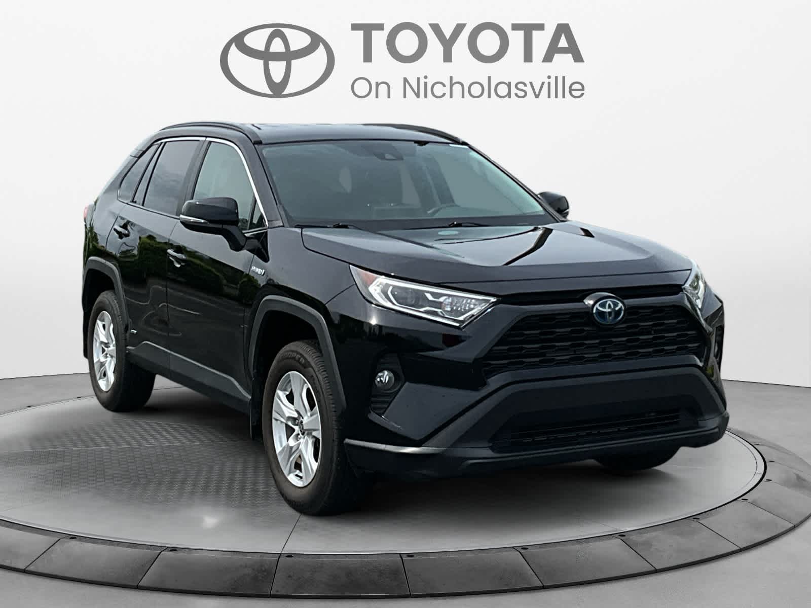 2021 Toyota RAV4 Hybrid XLE