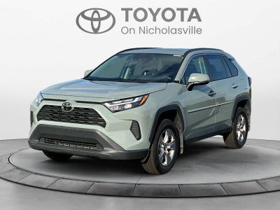 2022 Toyota RAV4 XLE