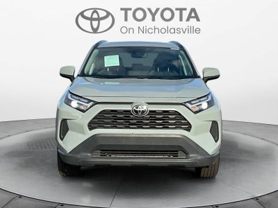 2022 Toyota RAV4 XLE