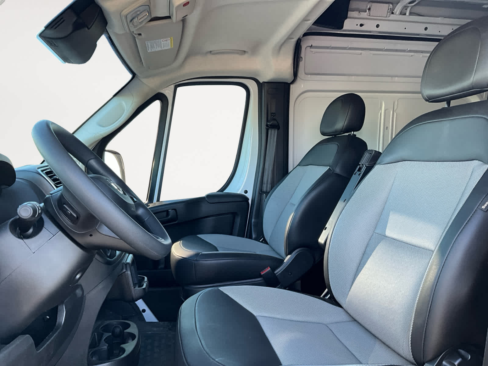2024 RAM ProMaster Cargo Van SLT
