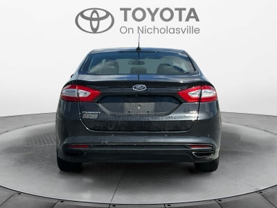 2015 Ford Fusion SE