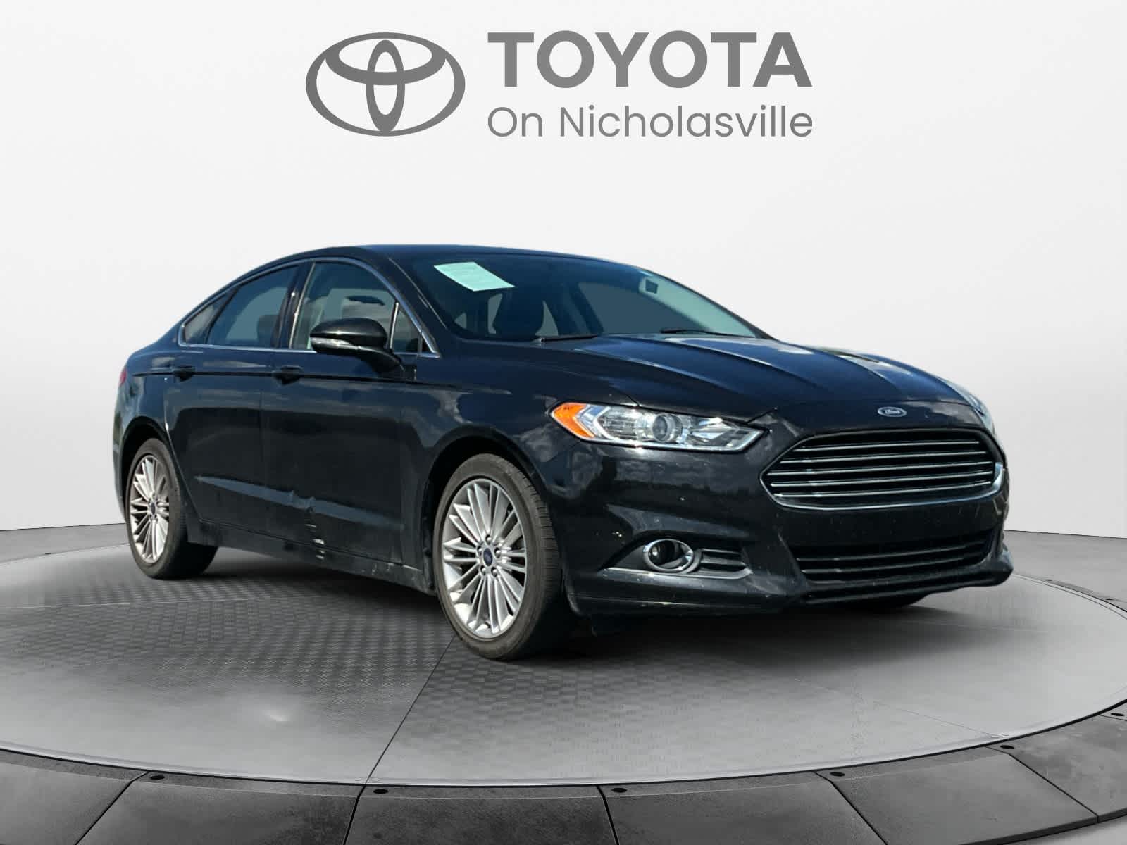 2015 Ford Fusion SE