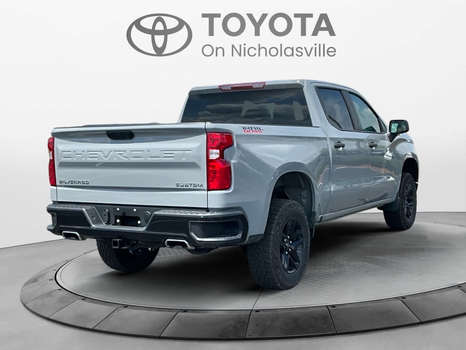 2024 Chevrolet Silverado 1500 Custom Trail Boss