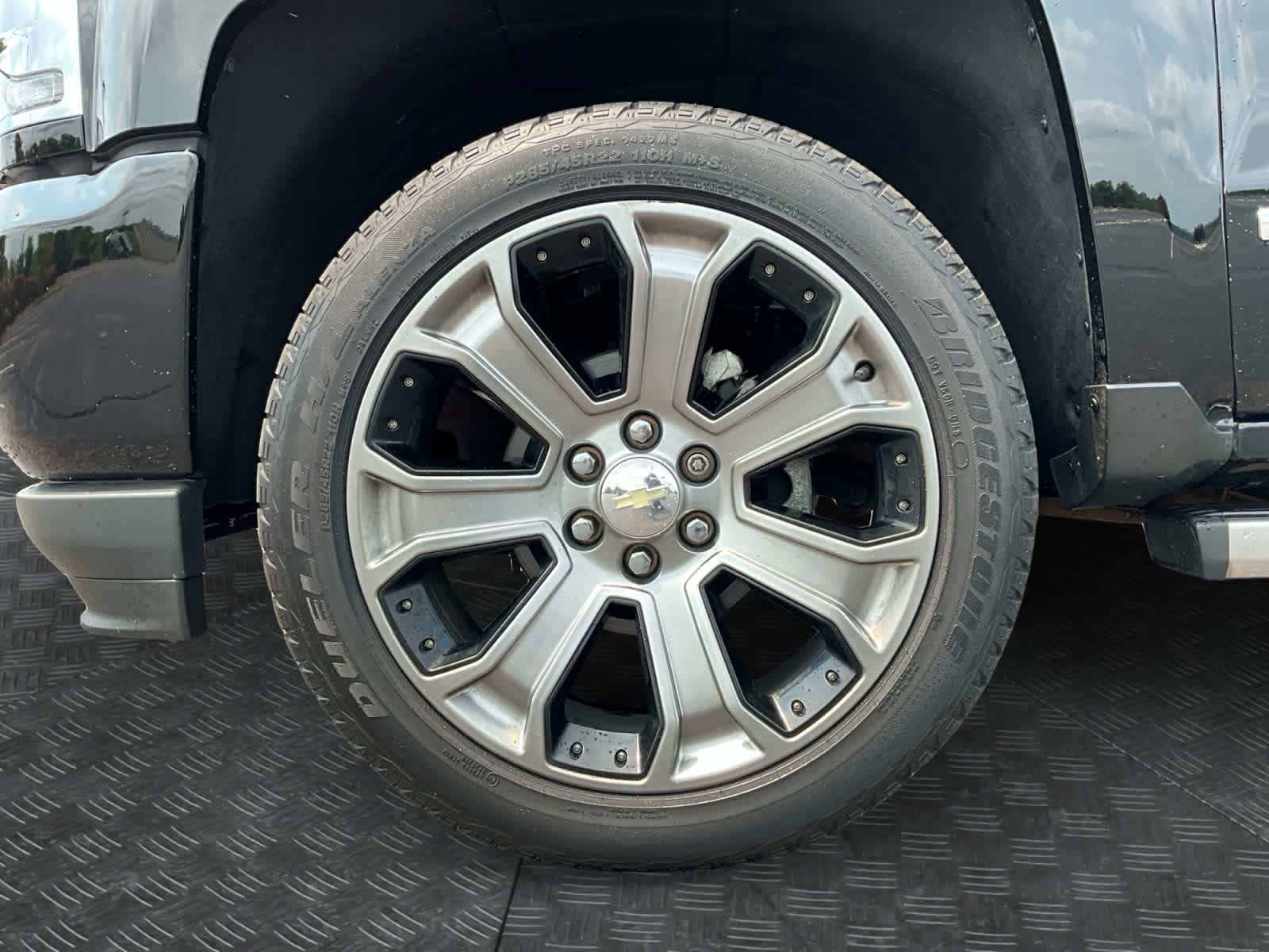 2017 Chevrolet Silverado 1500 High Country