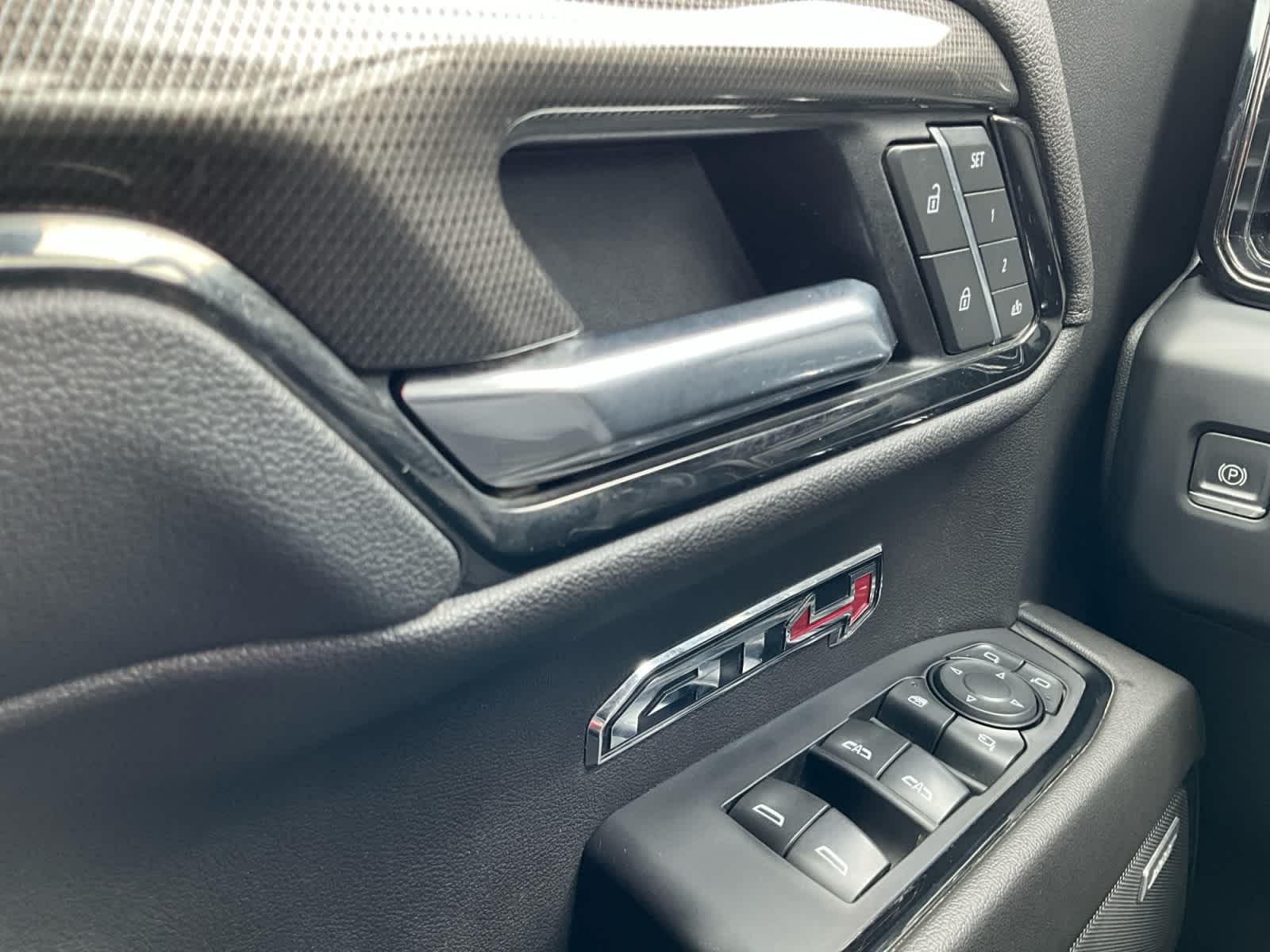 2022 GMC Sierra 1500 AT4