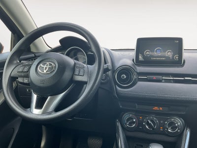 2017 Toyota Yaris iA Auto (Natl)