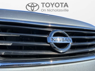 2012 Nissan Versa SL