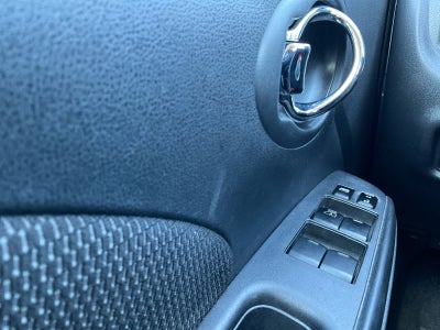 2012 Nissan Versa SL