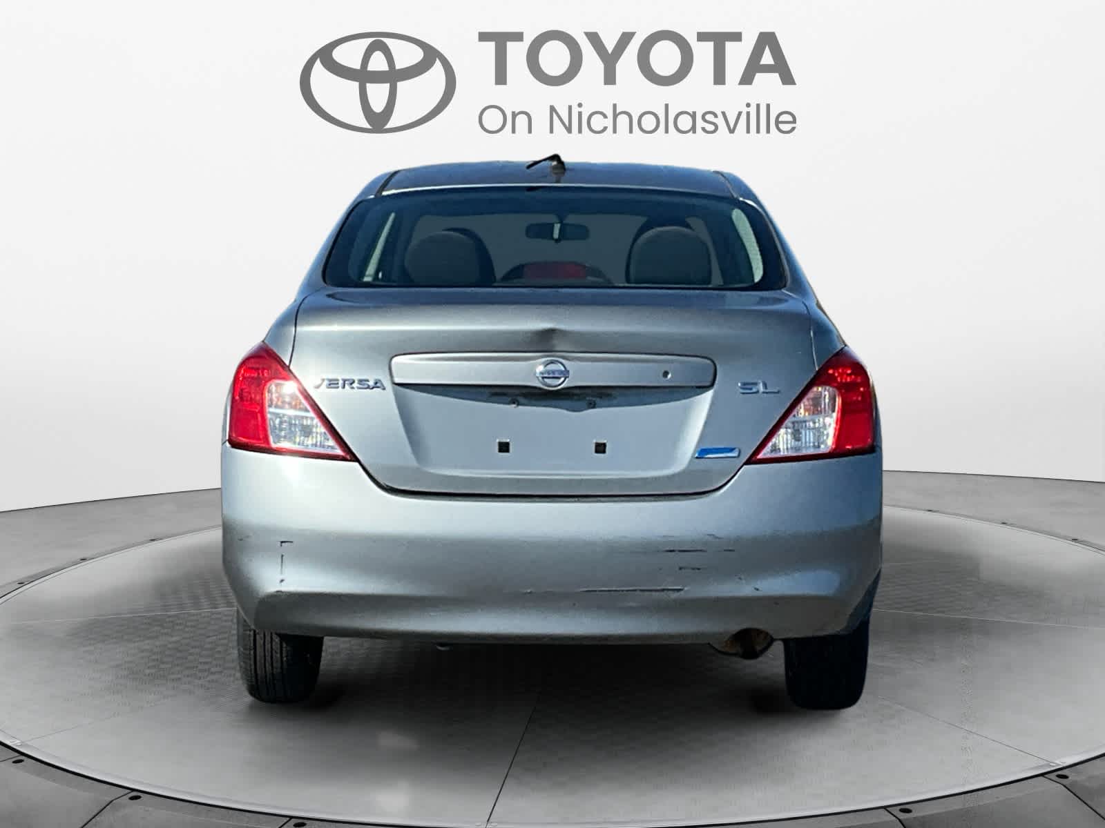 2012 Nissan Versa SL