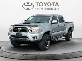 2015 Toyota Tacoma 4WD Double Cab V6 AT (Natl)