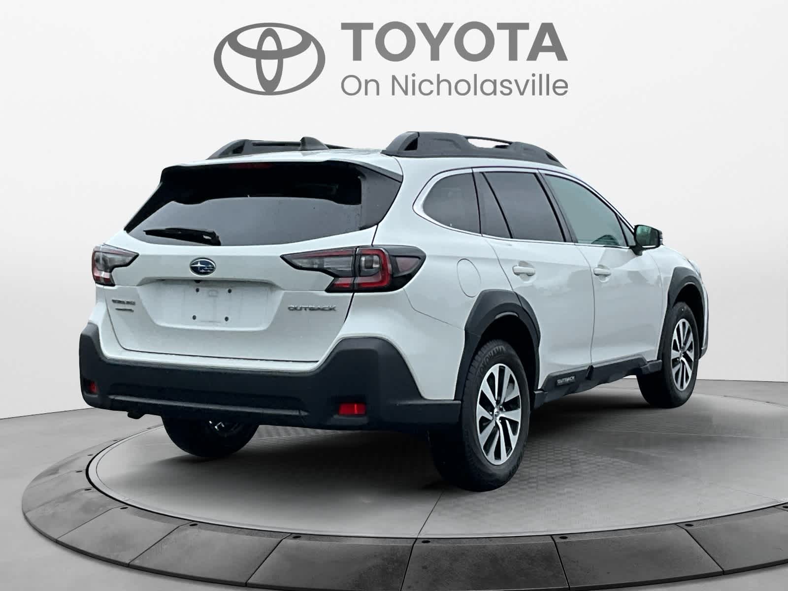 2023 Subaru Outback Premium