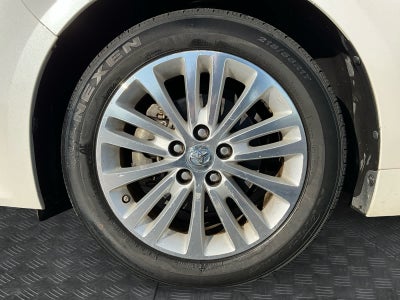 2015 Toyota Avalon Hybrid XLE Premium